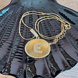 Çelik Taşlı E Harfli Kolye