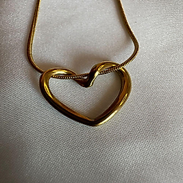 Çelik Düğüm Kalp Kolye