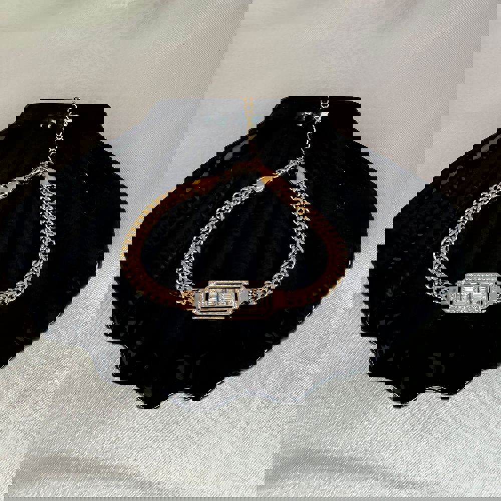 Gold Renk Baget Detaylı Çelik Bileklik